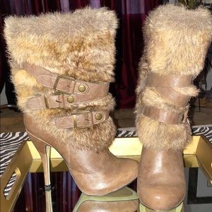 Fur boots